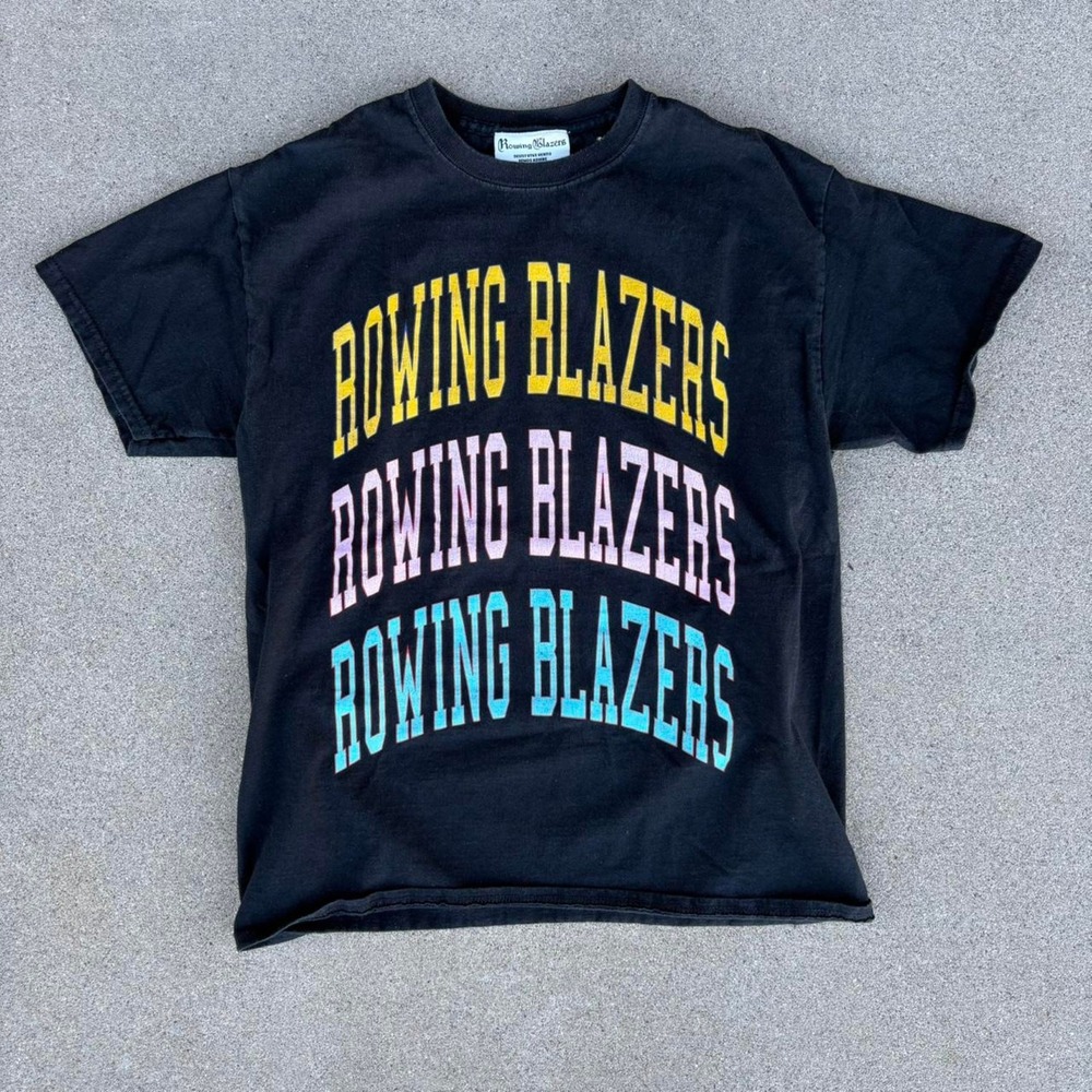 Vintage Multi Color Rowing Blazers Tee T Shirt Mens Size Medium NYC Streetwear